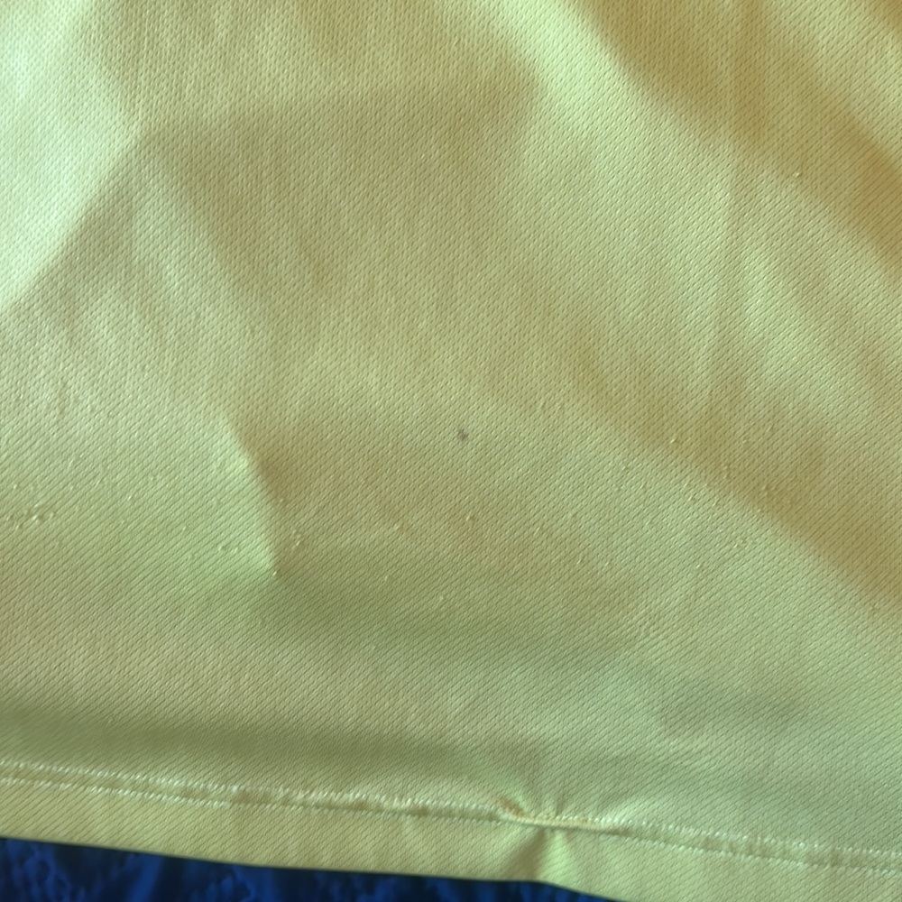 Under Armour XL Heat gear workout shirt - Picture 7 of 8